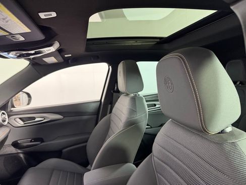 Used 2024 Alfa Romeo Tonale Ti image 24