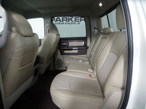 Used 2017 RAM 1500 Laramie AWD/4WD image 12
