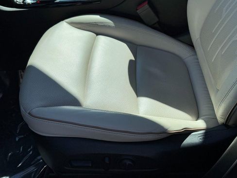 Used 2024 Buick Encore GX Avenir w/ Avenir Technology Package image 23