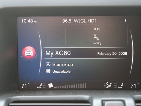 Used 2017 Volvo XC60 T6 Dynamic w/ Climate Package image 43