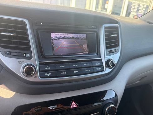 Used 2018 Hyundai Tucson SE FWD image 6