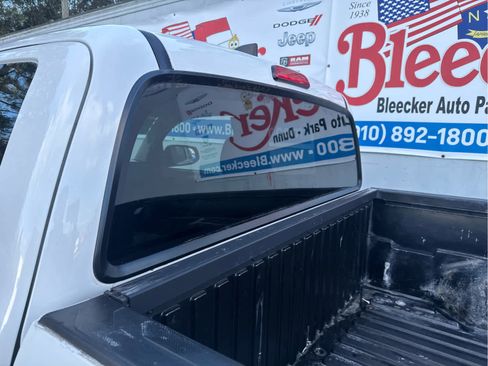 Used 2021 Toyota Tacoma SR image 20