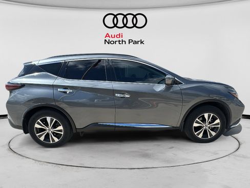 Used 2019 Nissan Murano SV w/ Premium Package FWD image 8