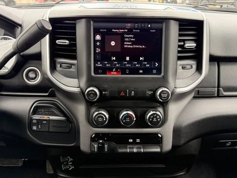 Used 2024 RAM 2500 Big Horn image 27