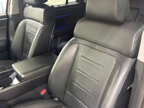 Used 2024 Hyundai Santa Fe Limited AWD/4WD image 18
