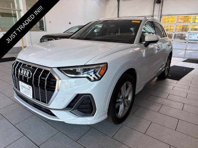Used 2024 Audi Q3 2.0T Premium AWD/4WD image 1