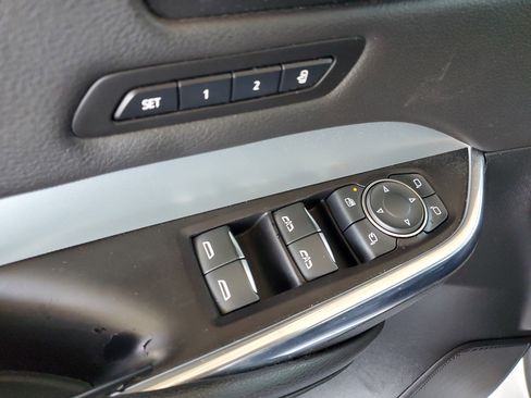Used 2019 Cadillac XT4 Premium Luxury FWD image 16