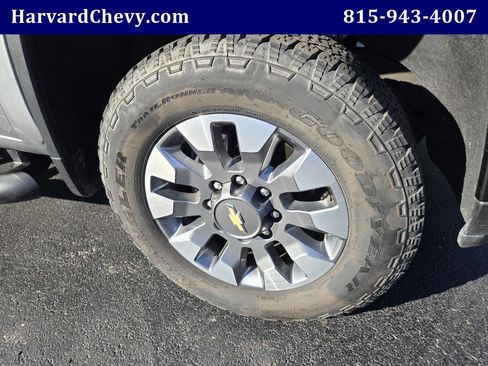 Used 2024 Chevrolet Silverado 2500 Custom w/ Custom Value Package image 43