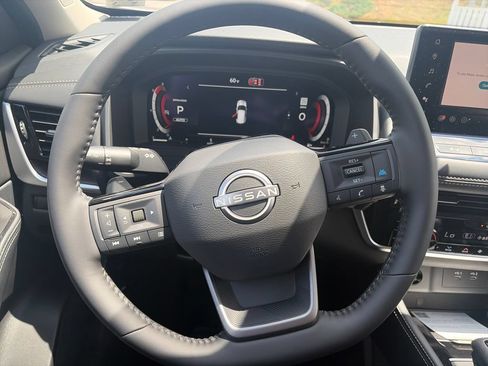 New 2026 Nissan Rogue Platinum w/ Platinum Premium Package AWD/4WD image 15