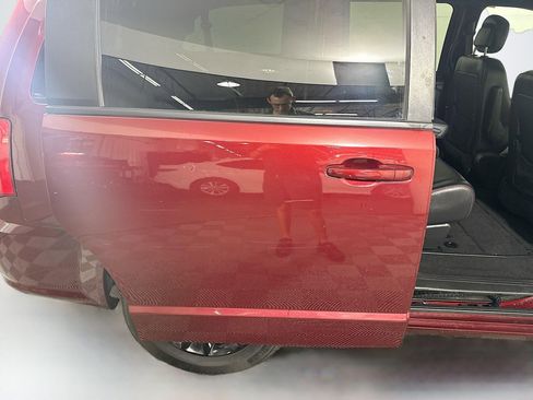 Used 2019 Dodge Grand Caravan GT FWD image 30