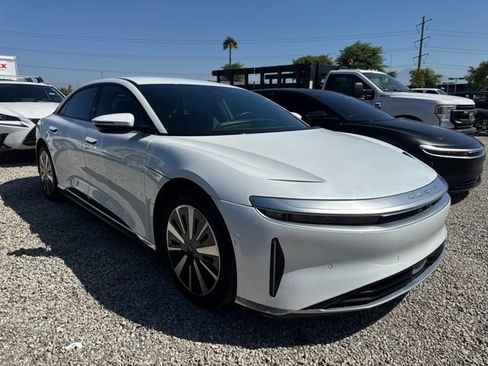 Used 2024 Lucid Air Pure RWD image 4
