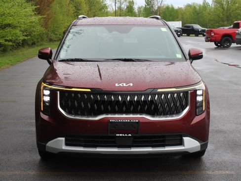 New 2026 Kia Carnival EX FWD image 2