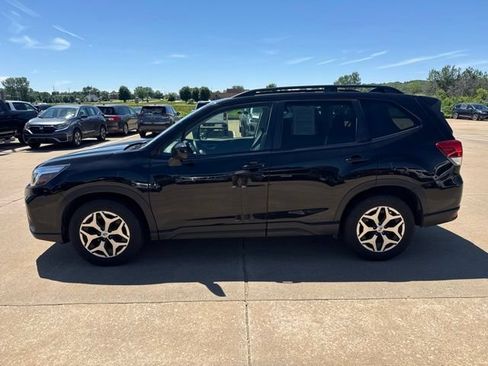 Used 2020 Subaru Forester Premium w/ Popular Package #1 AWD/4WD image 6