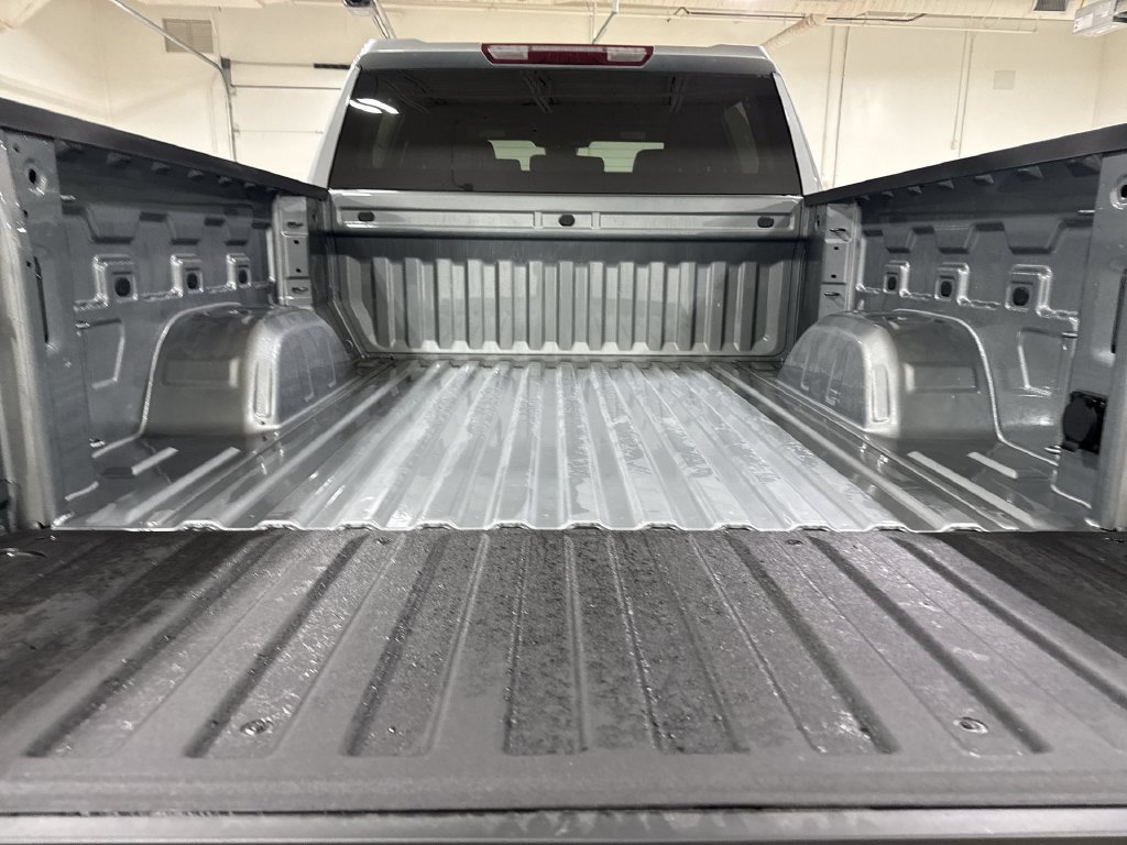 New 2026 Chevrolet Silverado 1500 RST w/ Z71 Off-Road Package AWD/4WD image 24