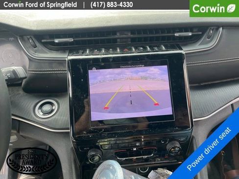 Used 2023 Jeep Grand Cherokee L Laredo AWD/4WD image 11