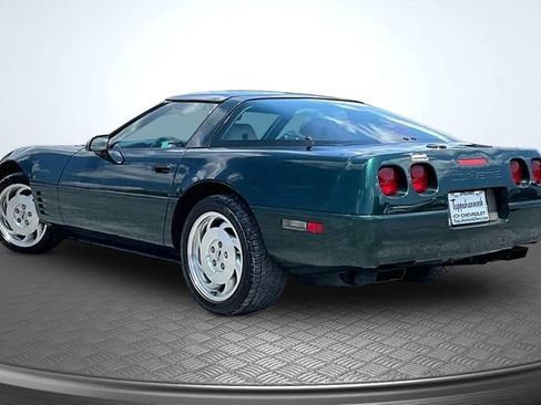 Used 1994 Chevrolet Corvette Coupe RWD image 4