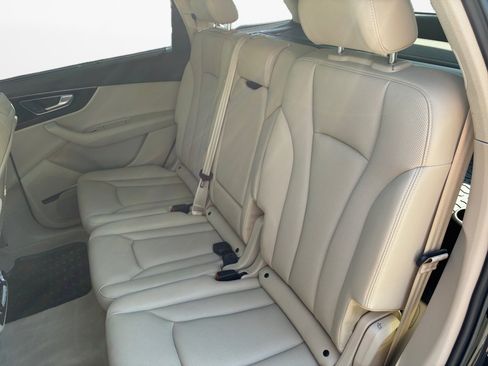 Used 2018 Audi Q7 3.0T Prestige AWD/4WD image 12