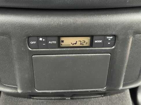 Used 2017 INFINITI QX80 4WD w/ Driver Assistance Package image 35