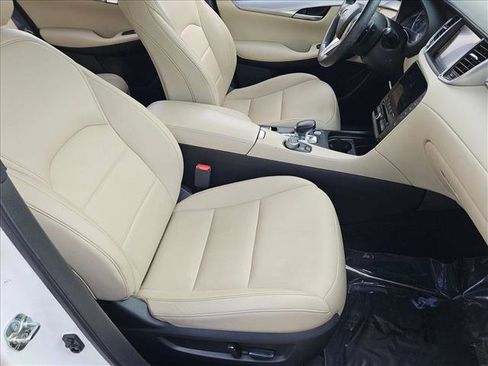Used 2021 INFINITI QX50 Essential image 20