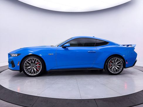 Used 2024 Ford Mustang GT Premium RWD image 41