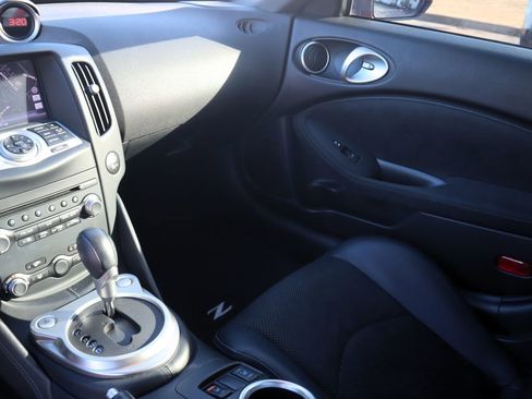 Used 2014 Nissan 370Z Touring w/ Sport Package image 12