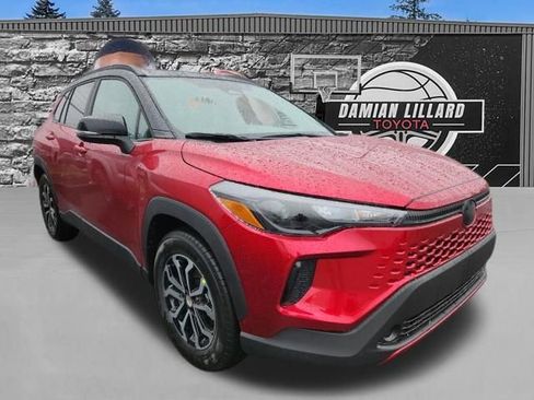 New 2026 Toyota Corolla Cross SE image 1