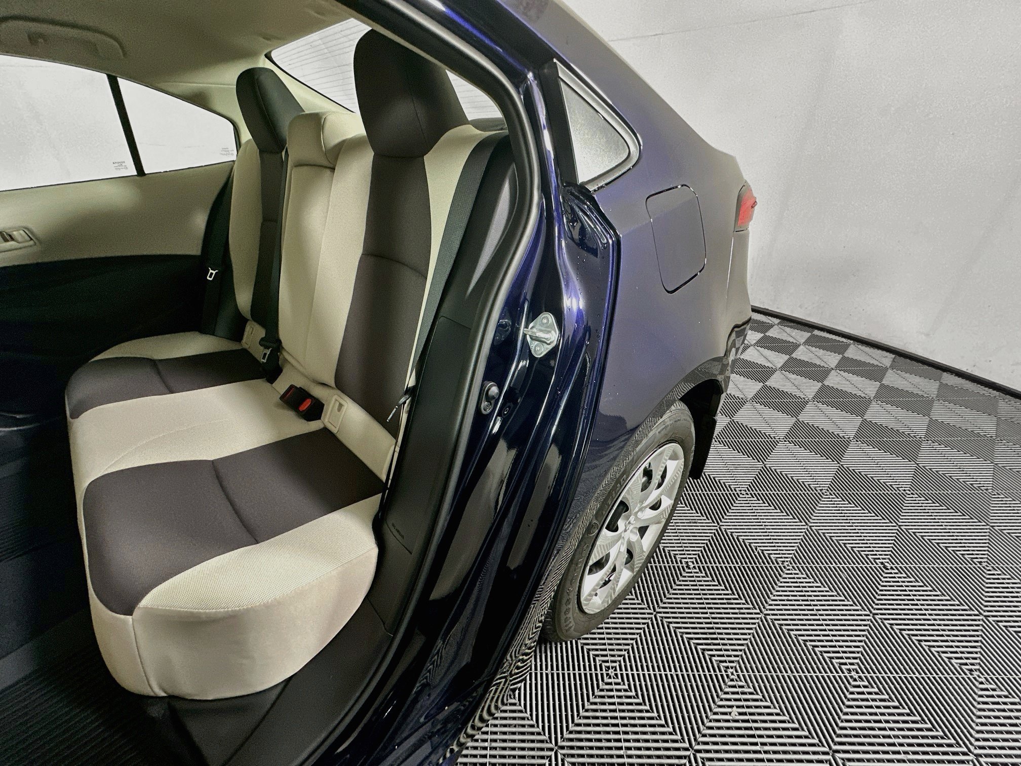 New 2026 Toyota Corolla LE FWD image 25