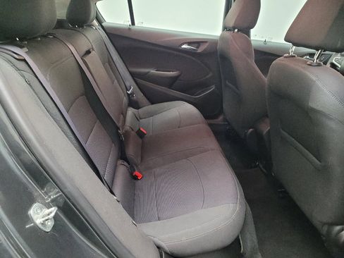 Used 2017 Chevrolet Cruze LT FWD image 19