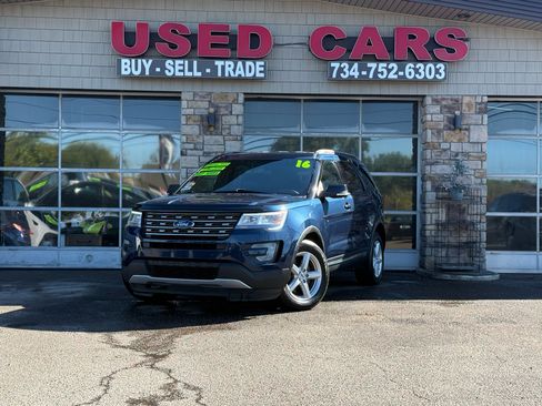 Used 2016 Ford Explorer XLT w/ Equipment Group 202A image 1