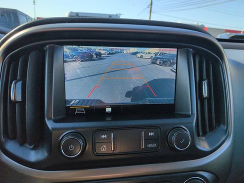 Used 2021 Chevrolet Colorado Z71 AWD/4WD image 20