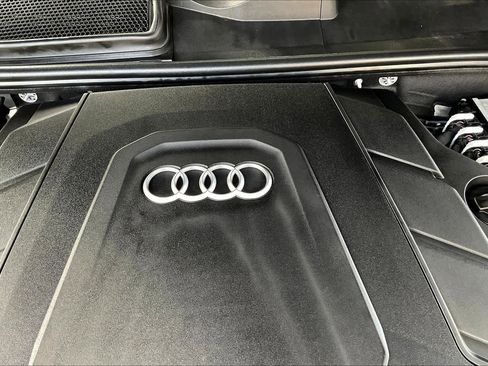 Used 2022 Audi Q7 Premium Plus w/ Premium Plus Package image 30