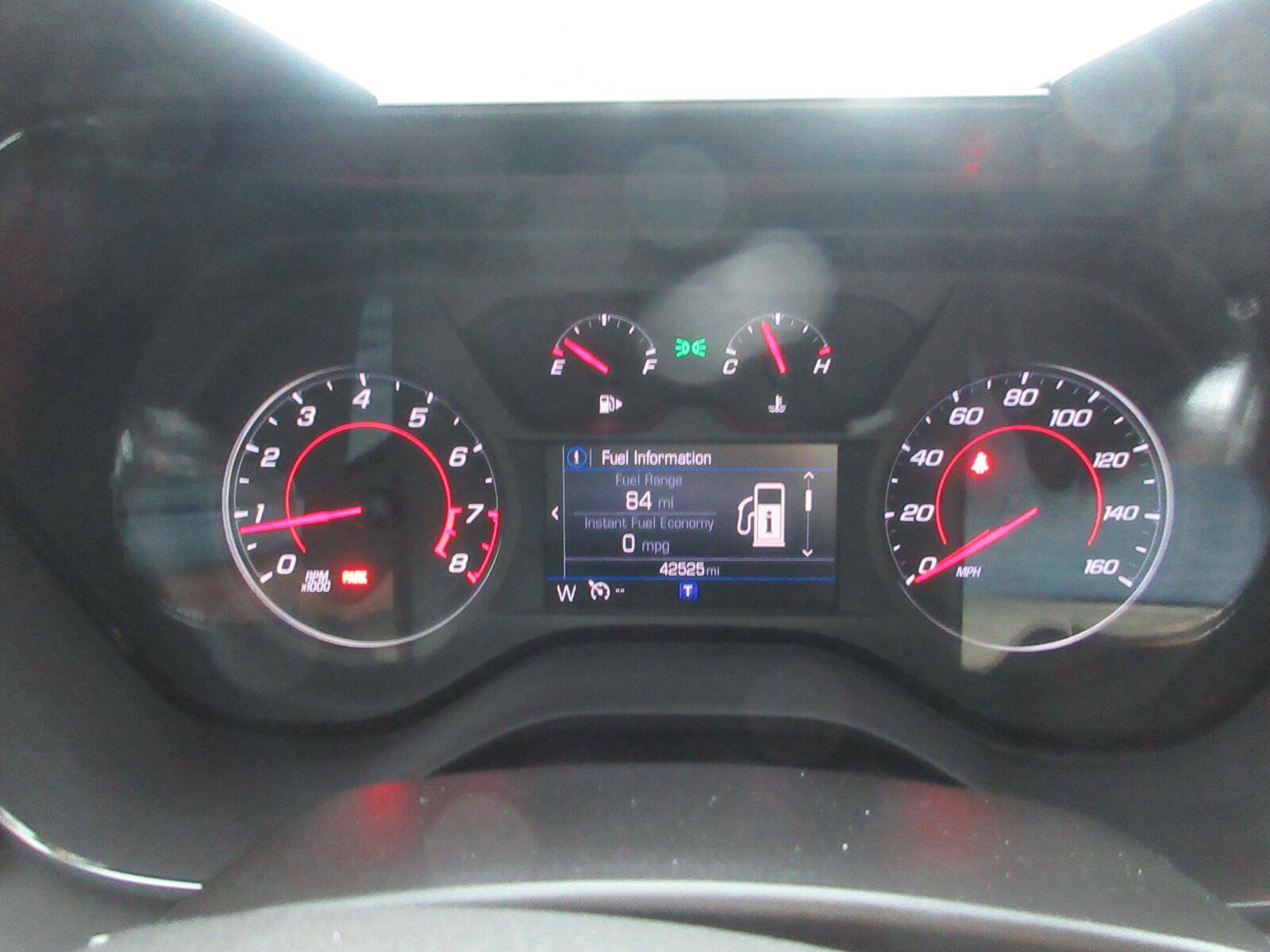 Used 2023 Chevrolet Camaro LS RWD image 9