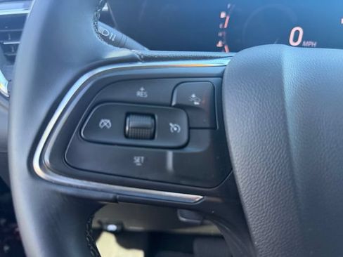 Used 2025 Buick Encore GX Preferred AWD/4WD image 17