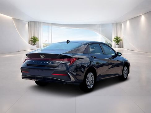 New 2026 Hyundai Elantra Blue FWD image 7