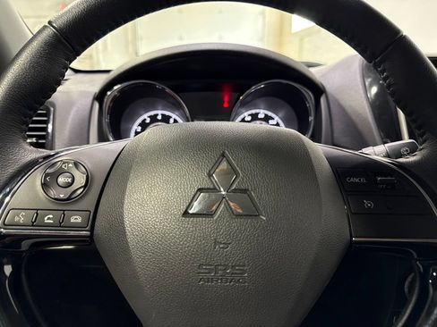 Used 2025 Mitsubishi Outlander Sport ES AWD/4WD image 13