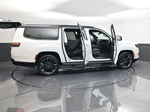 Used 2024 Jeep Grand Wagoneer L Series III w/ Quick Order Packagew 28T image 67