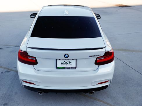 Used 2015 BMW M235i Coupe image 14