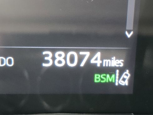 Used 2023 Toyota Camry SE image 17