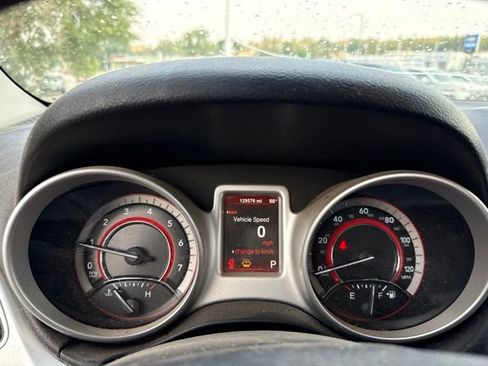 Used 2015 Dodge Journey American Value Package w/ Flexible Seating Group FWD image 13