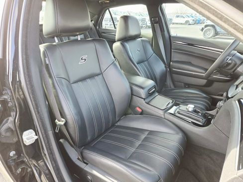 Used 2023 Chrysler 300 S image 19