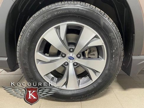 Used 2020 Subaru Ascent Premium w/ Convenience Package AWD/4WD image 7