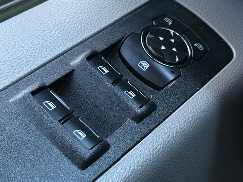Used 2018 Ford F150 XL w/ Equipment Group 101A Mid AWD/4WD image 22