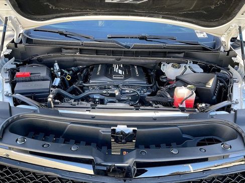 Used 2024 Cadillac Escalade ESV V w/ Heavy-Duty Trailer Package image 28