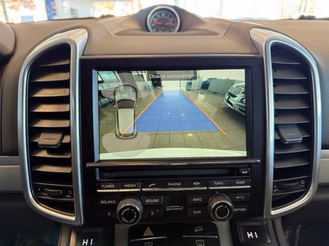 Used 2016 Porsche Cayenne AWD/4WD image 15