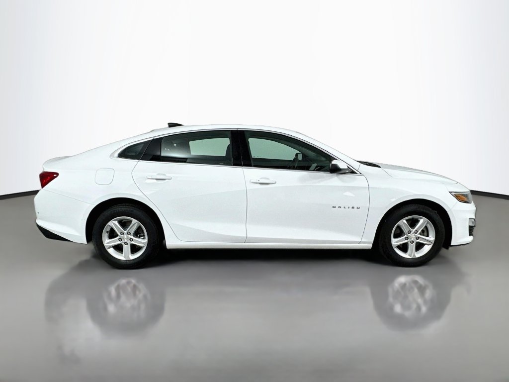 Used 2023 Chevrolet Malibu LS w/ Driver Confidence Package FWD image 6