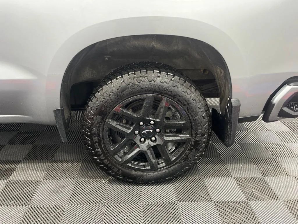 Used 2023 Chevrolet Silverado 1500 Custom w/ LPO, Dark Essentials Package AWD/4WD image 25