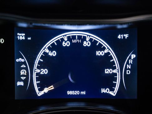 Used 2019 Jeep Grand Cherokee Laredo w/ Security & Convenience Group image 44