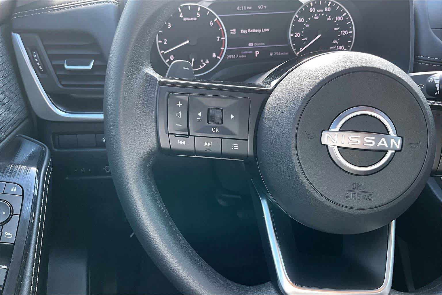 Used 2023 Nissan Rogue SV FWD image 24