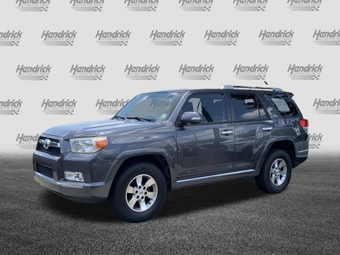 Used 2013 Toyota 4Runner SR5 w/ Convenience Pkg AWD/4WD image 5