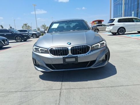 Used 2024 BMW 330i Sedan w/ Convenience Package RWD image 2